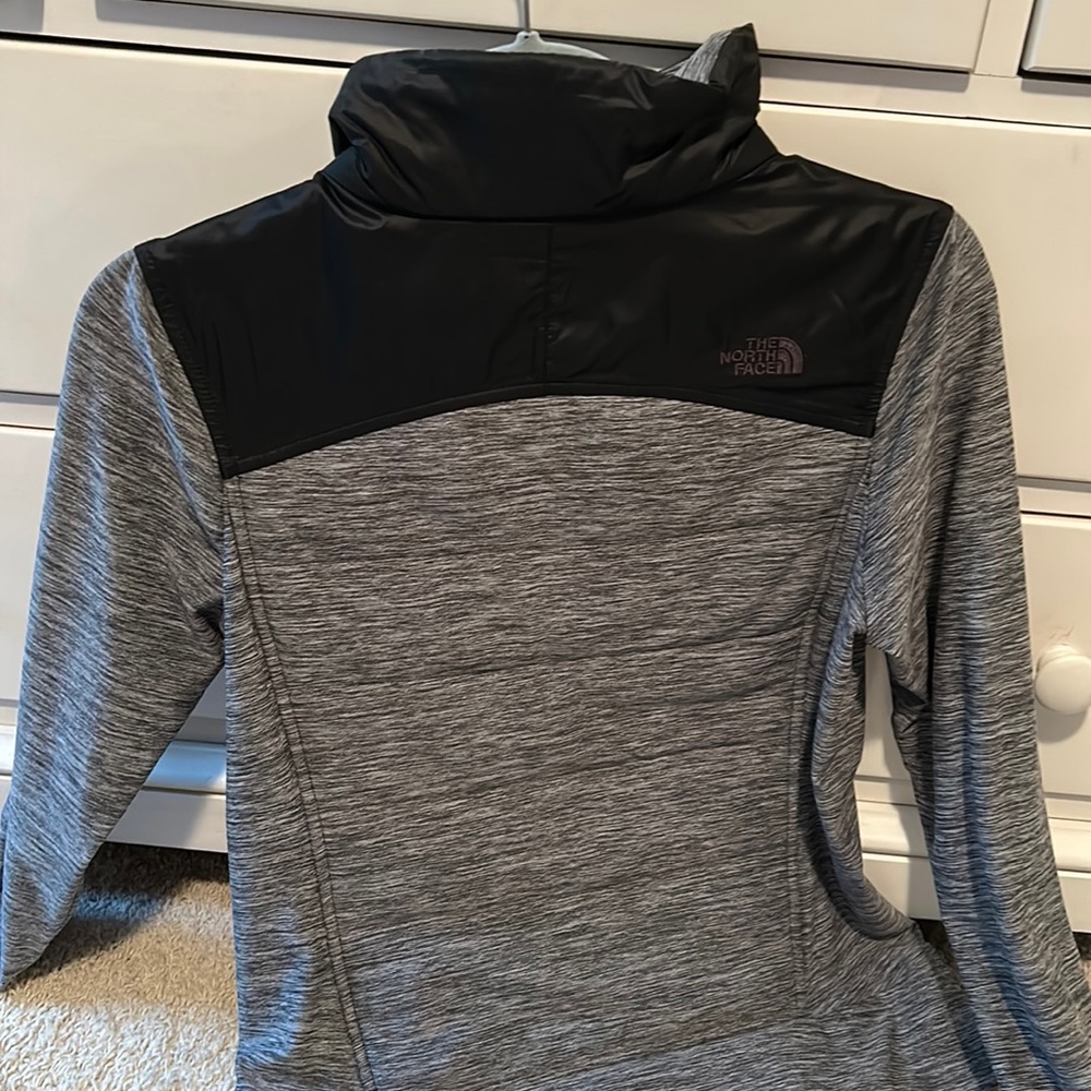 NWOT North Face light weight jacket